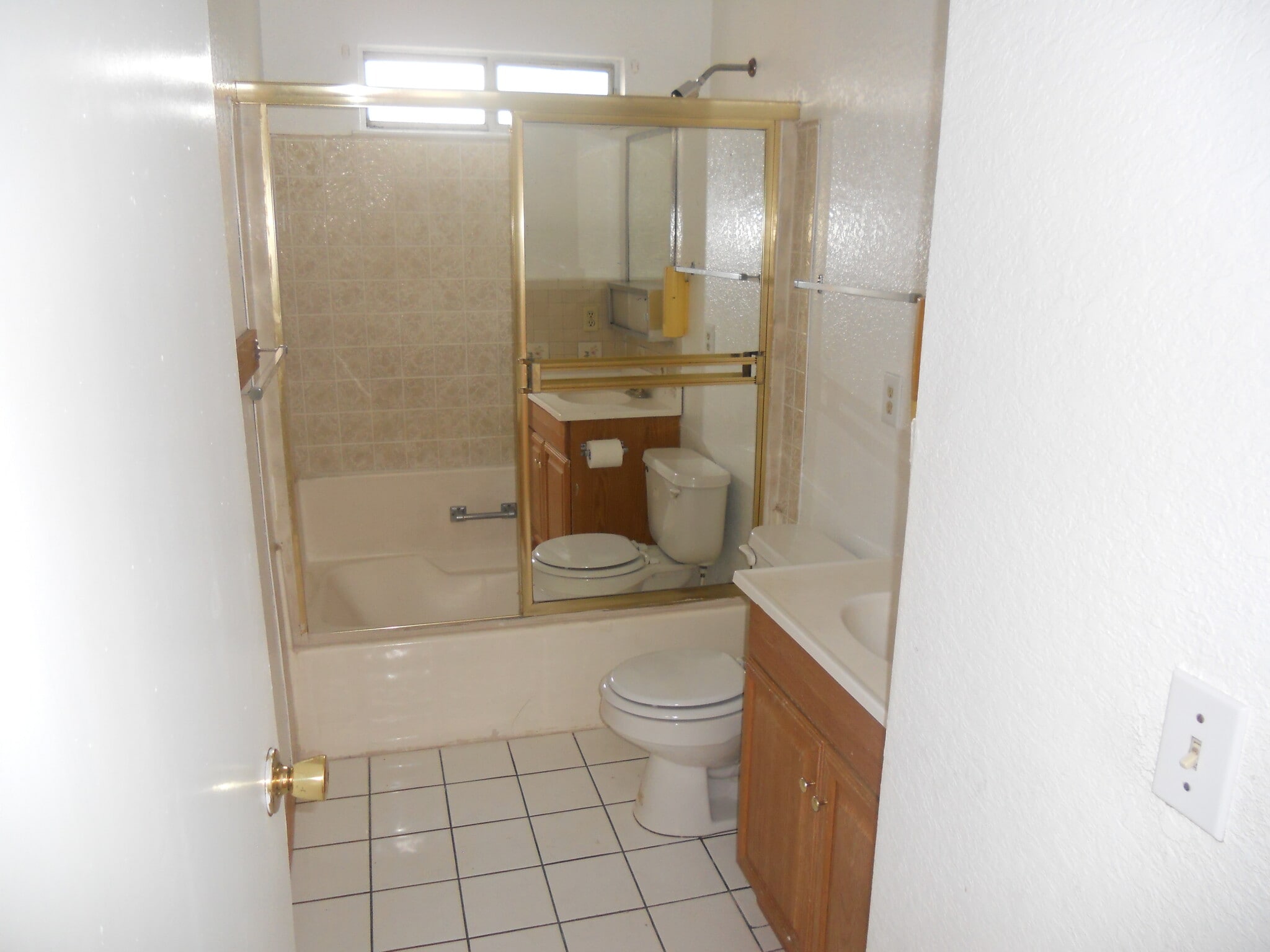 Building Photo - 449 Aztec Ln