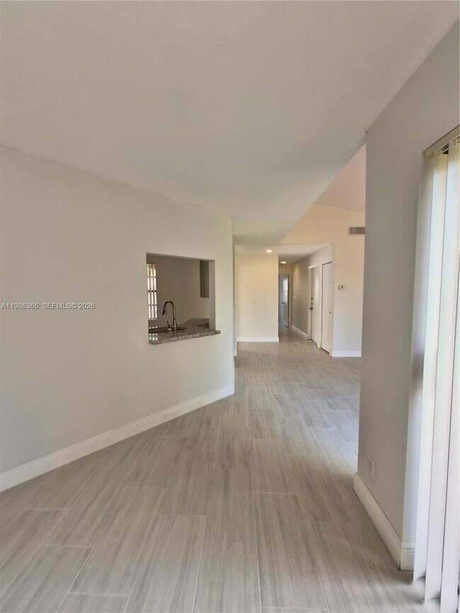 Building Photo - 17316 NW 63rd Ave