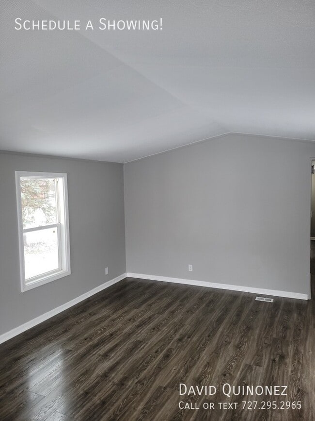 Building Photo - 118 Jasmine Ave
