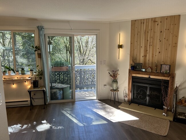 Building Photo - 12750 SE 110th Ct