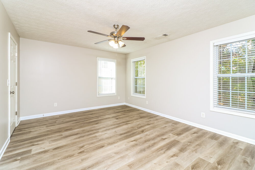 Building Photo - 252 Hillcrest Ridge