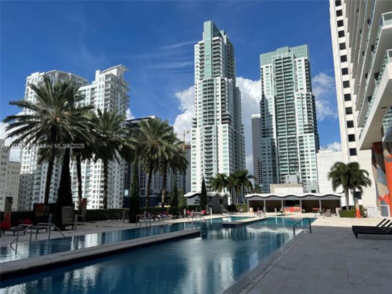 Building Photo - 50 Biscayne Blvd