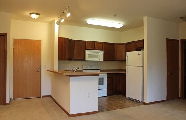 Building Photo - 101 ELLIOT LANE-206