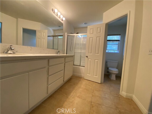 Building Photo - 2251 Joshua Tree Way