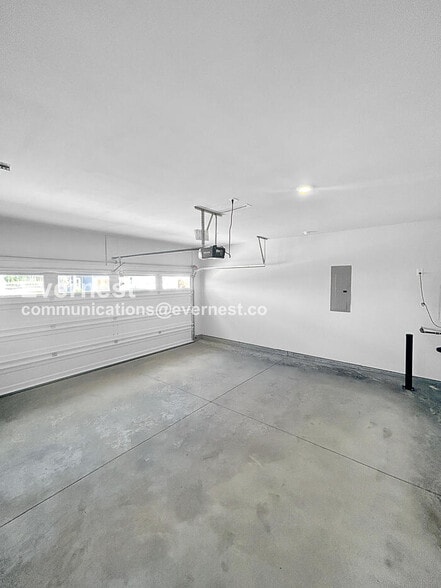 Building Photo - 2312 Valverde Wy