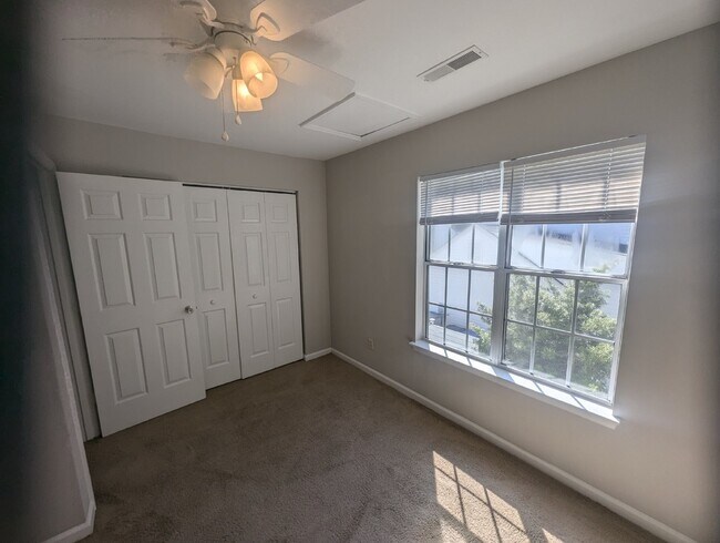 Building Photo - Charming 4 BD Mt. Pleasant Home in Desirab...