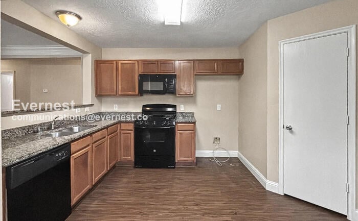 Building Photo - 19055 Remington Bend Dr