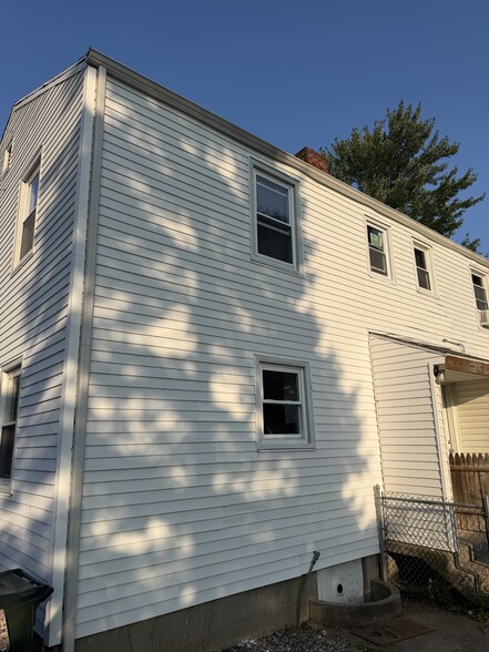 Building Photo - 8 Higbie Dr