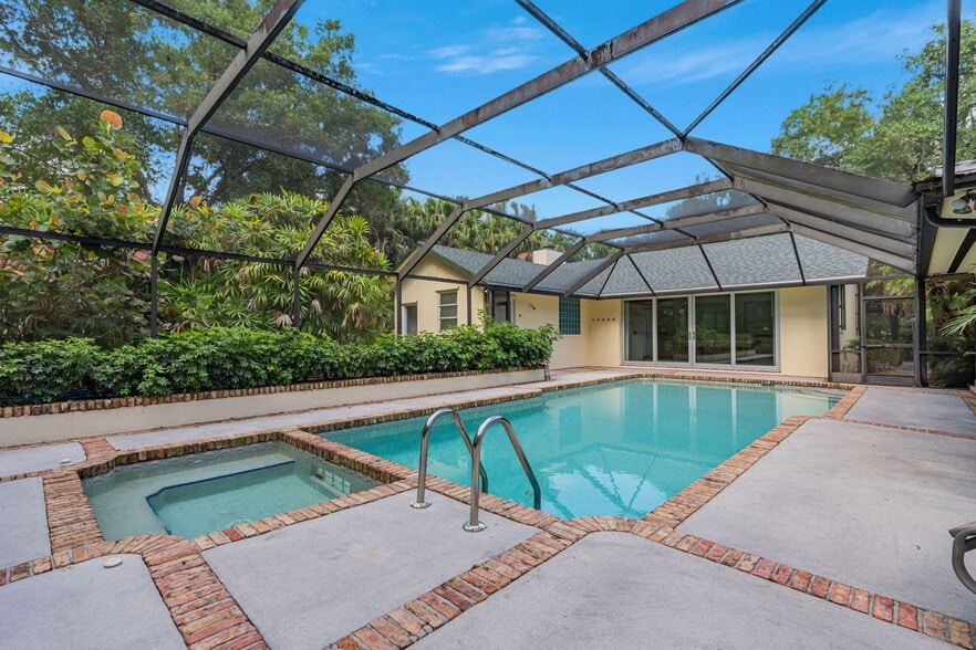 Building Photo - 6235 4th St