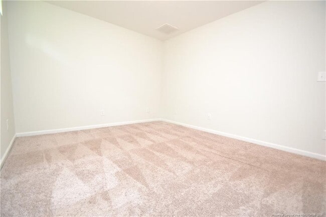 Building Photo - 1405 Luxor Dr