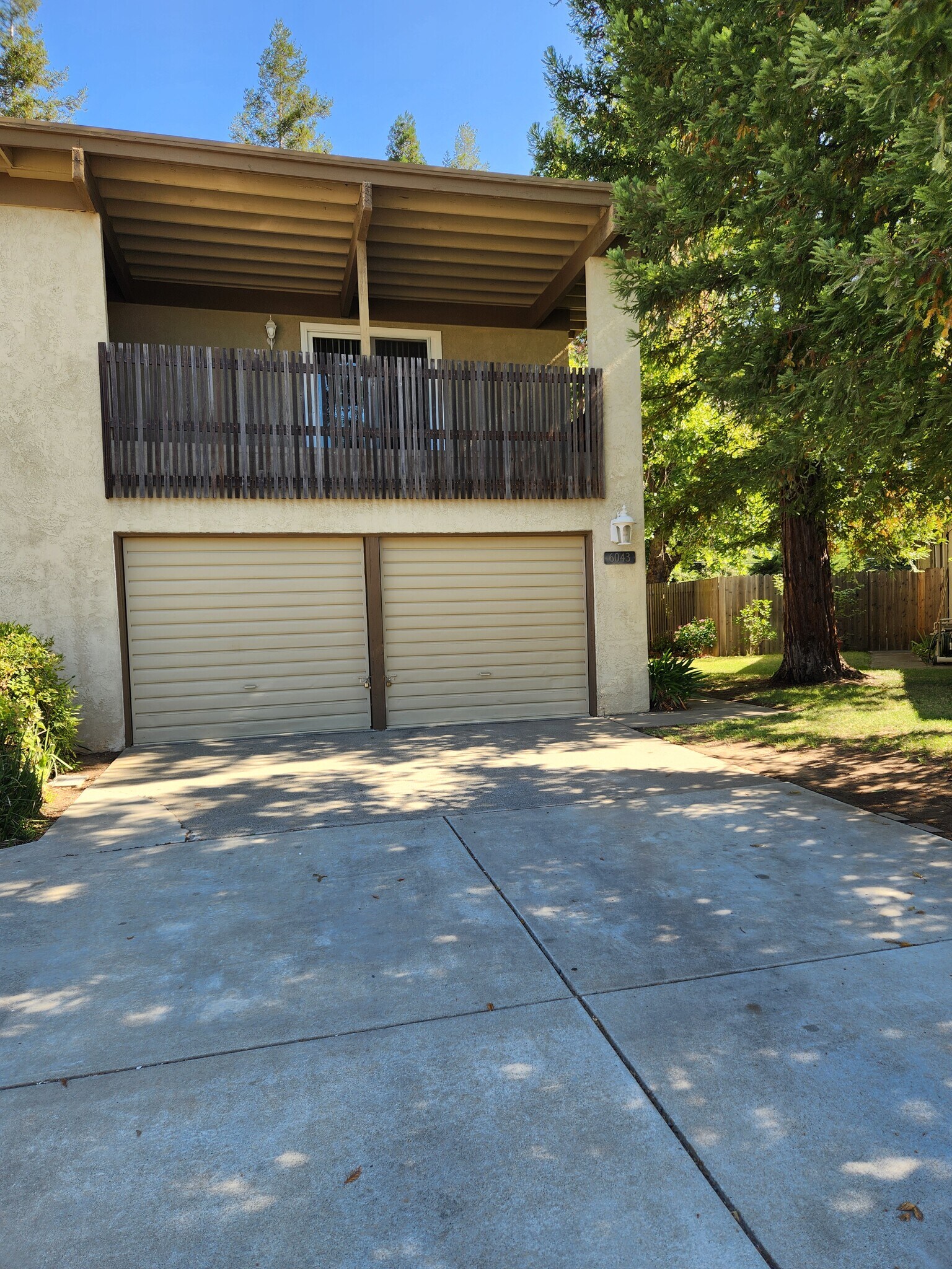 Building Photo - 6043 Leafwood Dr