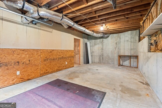 Building Photo - 115 Rockhurst Chase