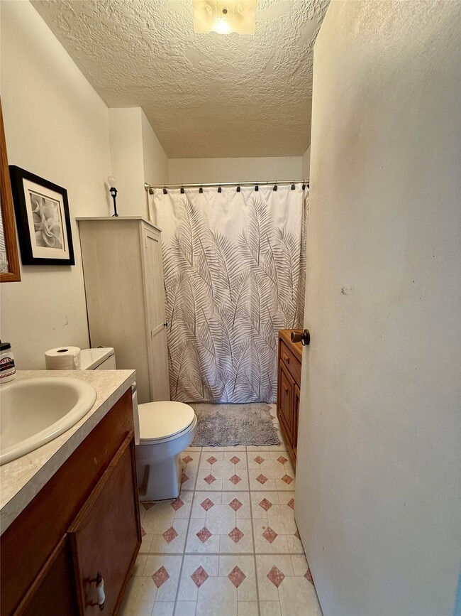 Building Photo - 282 Water View Dr