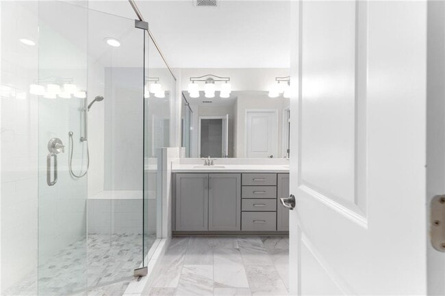 Building Photo - 1394 Doublegate Dr