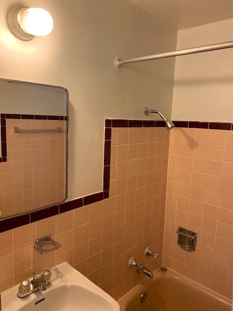 Building Photo - 1410 Pearl St