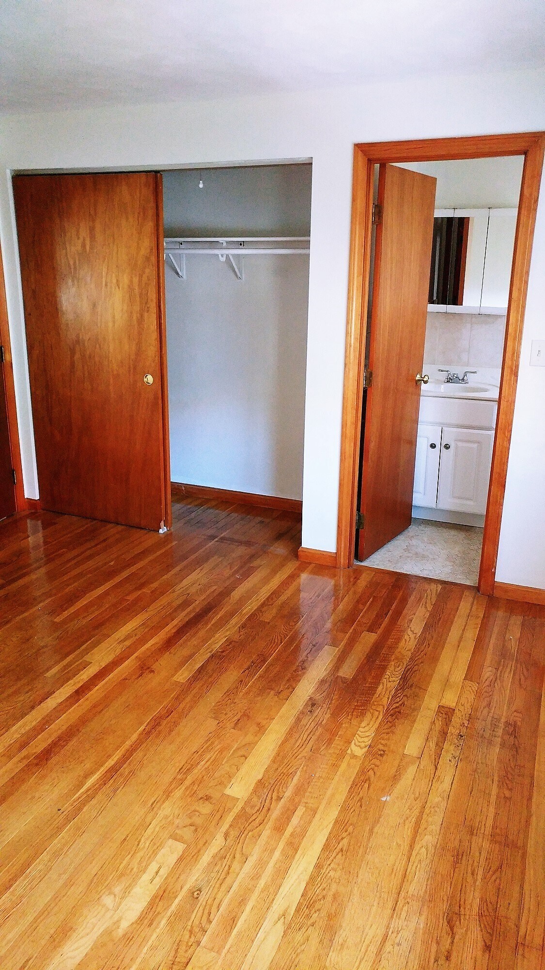 Building Photo - 128 Fayette St