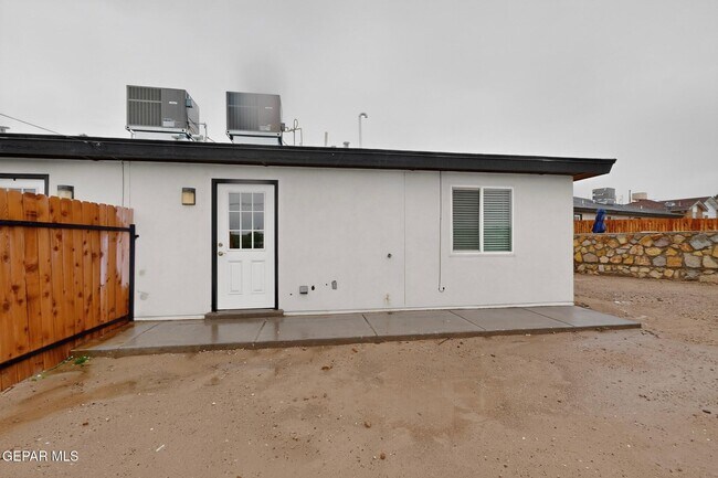 Building Photo - 1483 O Sullivan Dr