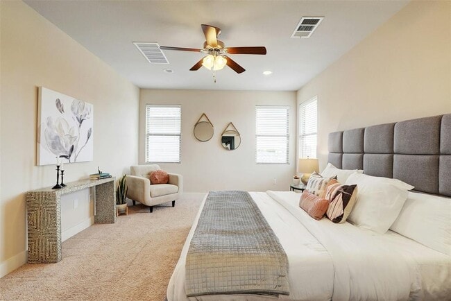 Building Photo - 1603 Arcilla St