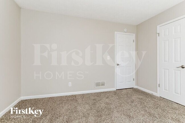 Building Photo - 334 McKees Rock Ln