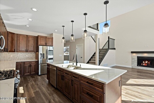 Building Photo - Stunning, brand new construction property with unparalleled views