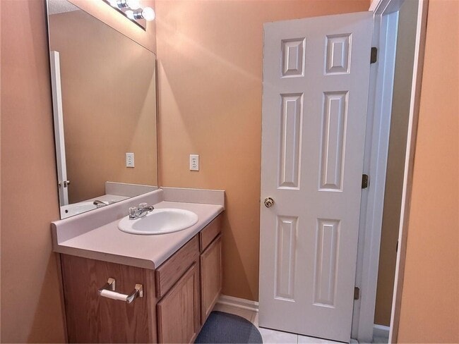 Building Photo - 1734 Spring Hill Cove