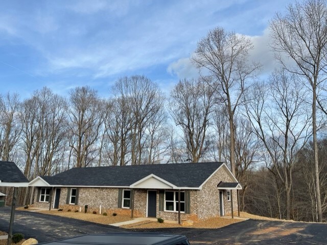 Building Photo - 69 McMurtry Rd