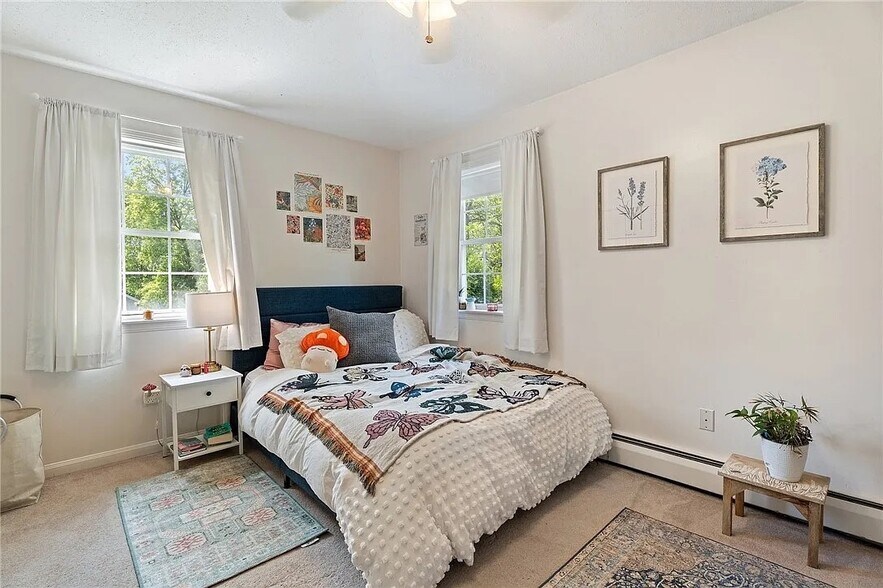 Building Photo - 104 Briarwood Dr