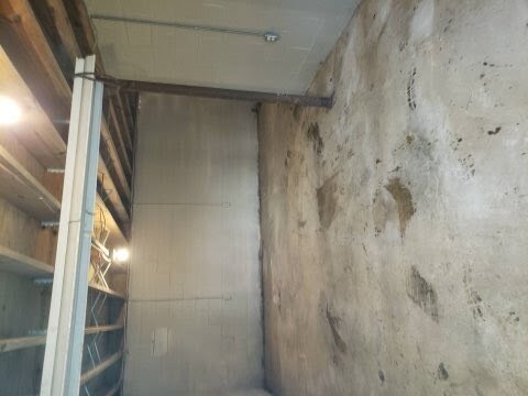 Building Photo - Great Rental in Terra Haute now available!