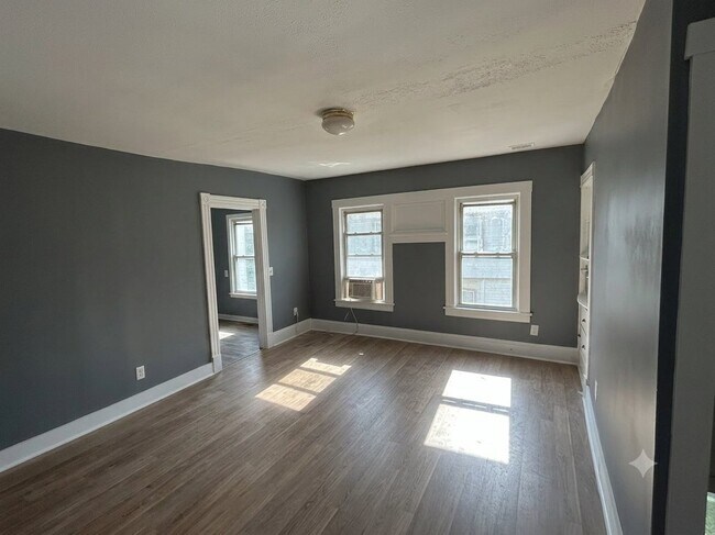 Building Photo - 37-39-39 Wilmont St