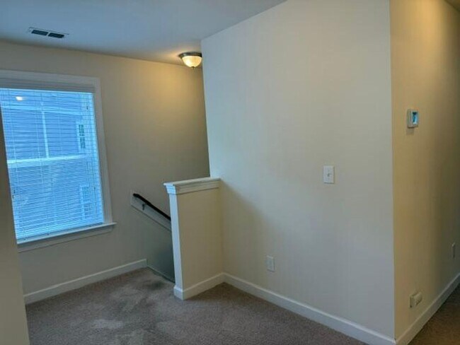Building Photo - 2460 Pecan Ridge Way