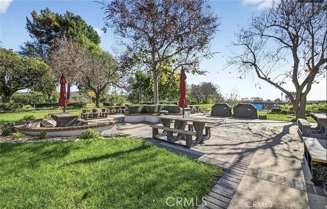 Building Photo - 15951 Alta Vista Dr