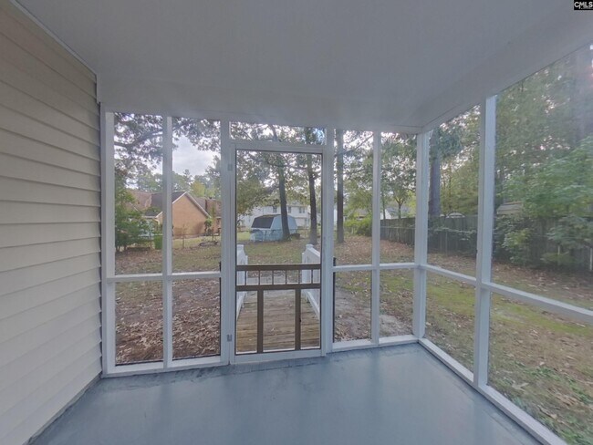 Building Photo - 1 Tomafield Ct