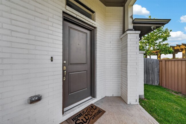 Building Photo - 20702 Wilde Redbud Trl