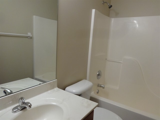 Building Photo - 945 Dianthus Ct