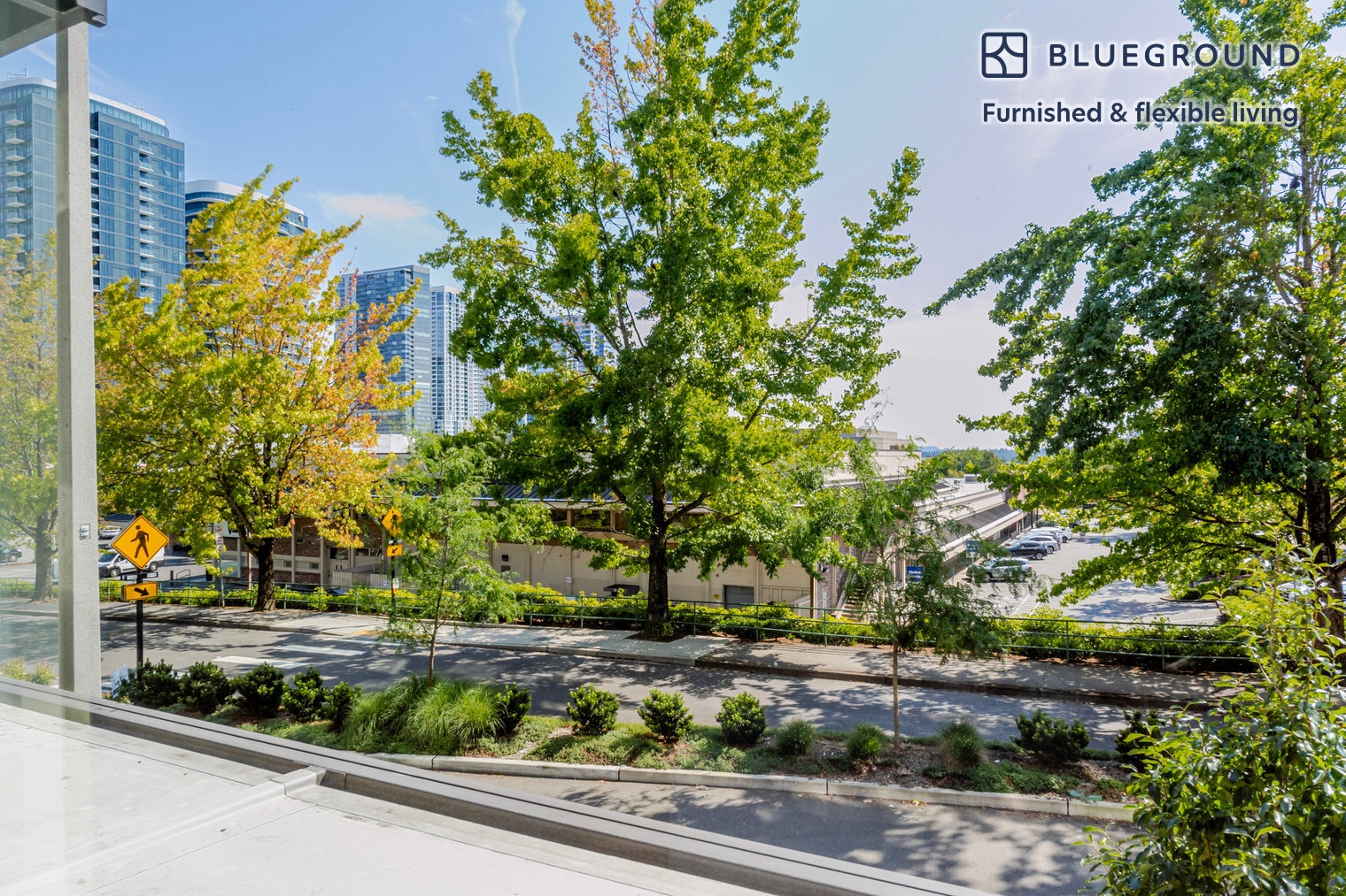 Building Photo - 10050 NE 10th St