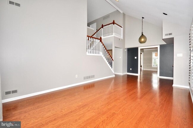 Building Photo - 8 Northrup Ct