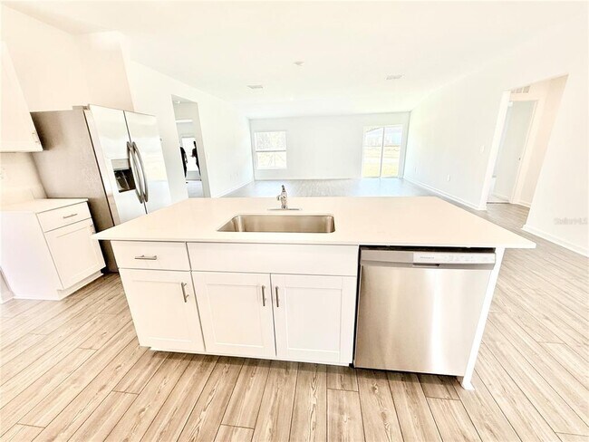 Building Photo - 8387 SW 41st Terrace