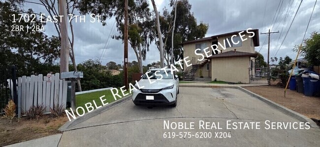 Building Photo - 1702 E 7th St