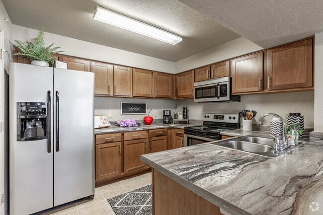 1BR, 1BA - 789 SF - Tuscana Bay