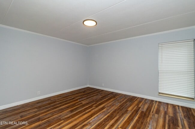 Building Photo - 454 Berlin Dr