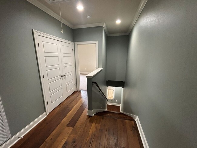 Building Photo - 5066 Myrtle Trail Dr