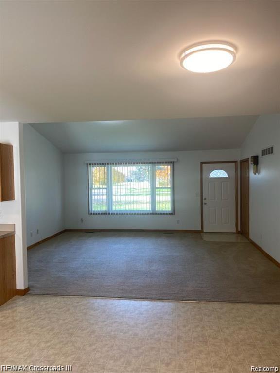 Building Photo - 11491 Dewitt Rd
