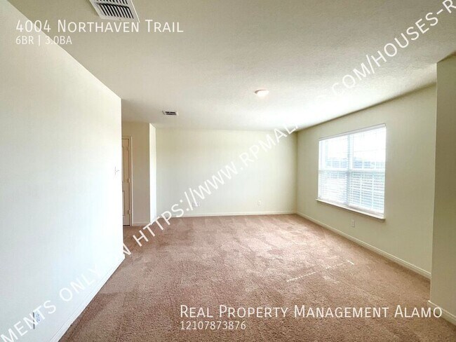 Building Photo - 4004 Northaven Trail