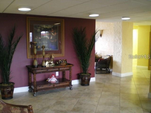 Building Photo - 4939 Floramar Terrace