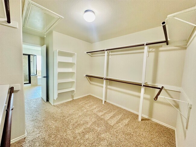 Building Photo - 7317 Highland Bluff Cove