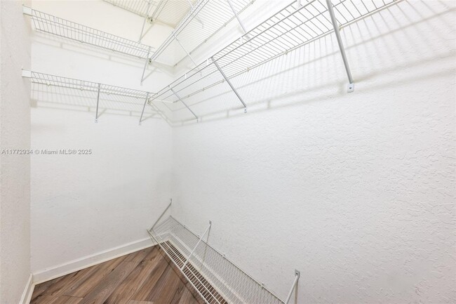 Building Photo - 4435 SW 160th Ave