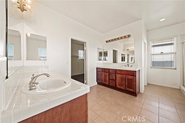 Building Photo - 8048 Orchid Dr