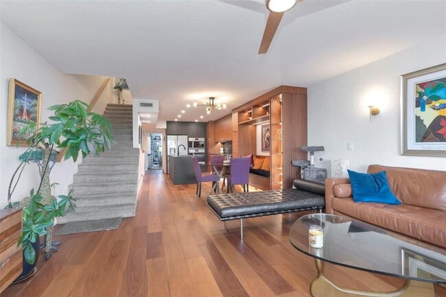 Building Photo - 14767 Seminole Trail