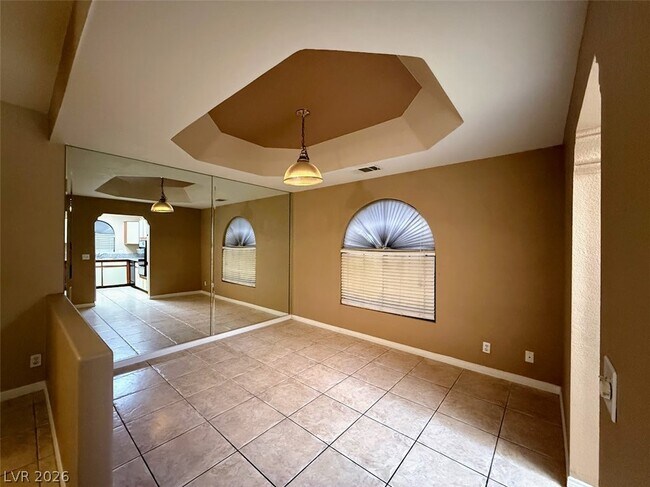 Building Photo - 1403 Santa Margarita St