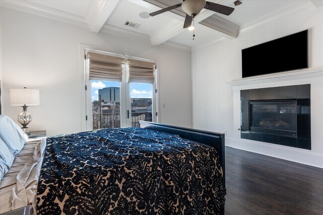 Building Photo - 3127 Parthenon Ave